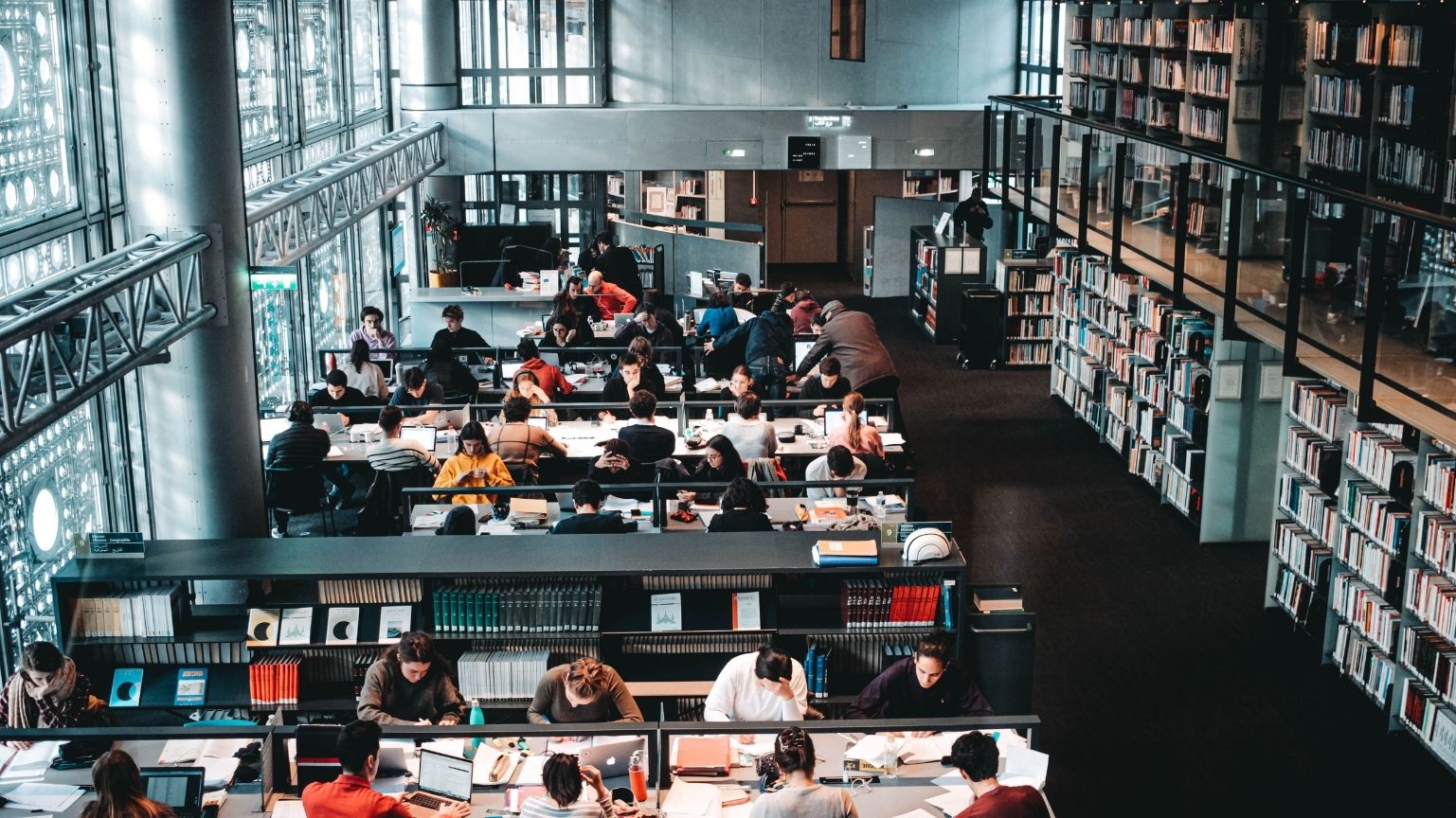 Điều kiện du học sau đại học